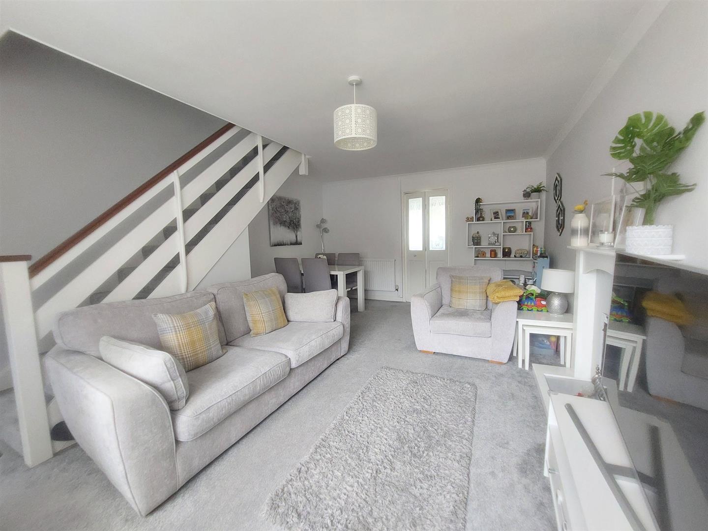 Clos Llandyfan, Garden Village, Gorseinon, Swansea, SA4 4JQ